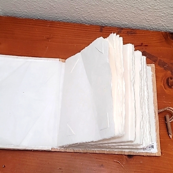 CRAFTED HAND MADE NATURAL PRESSED PAPER BARK FLORAL PHOTO ALBUN SIZE  MEDIUM - Picture 8 of 10